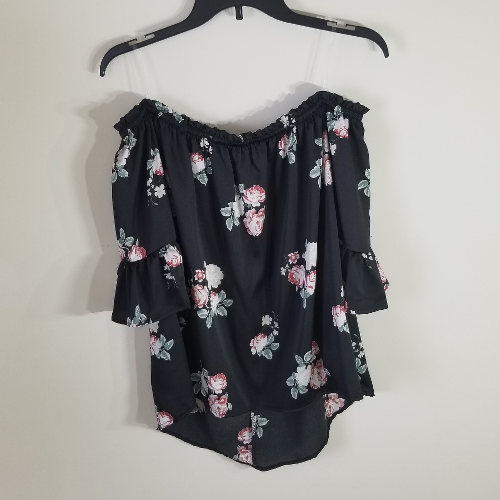 Off Shoulder Top - Picture 6 of 6